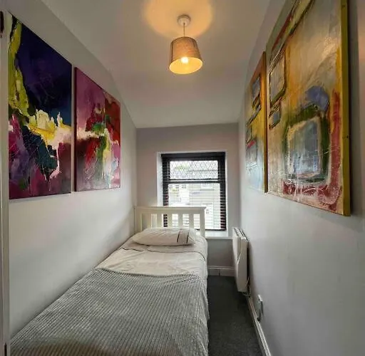 別荘 The Art House